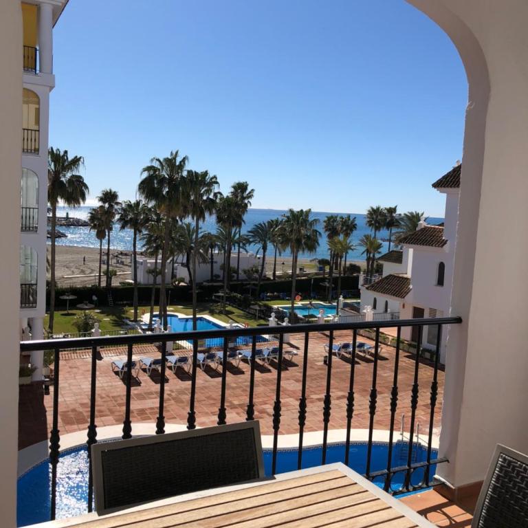 Puerto de la Duquesa sea view - Apartamento - 11