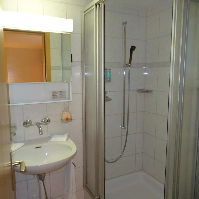 Hotel Tschuggen - Doppelzimmer - 4