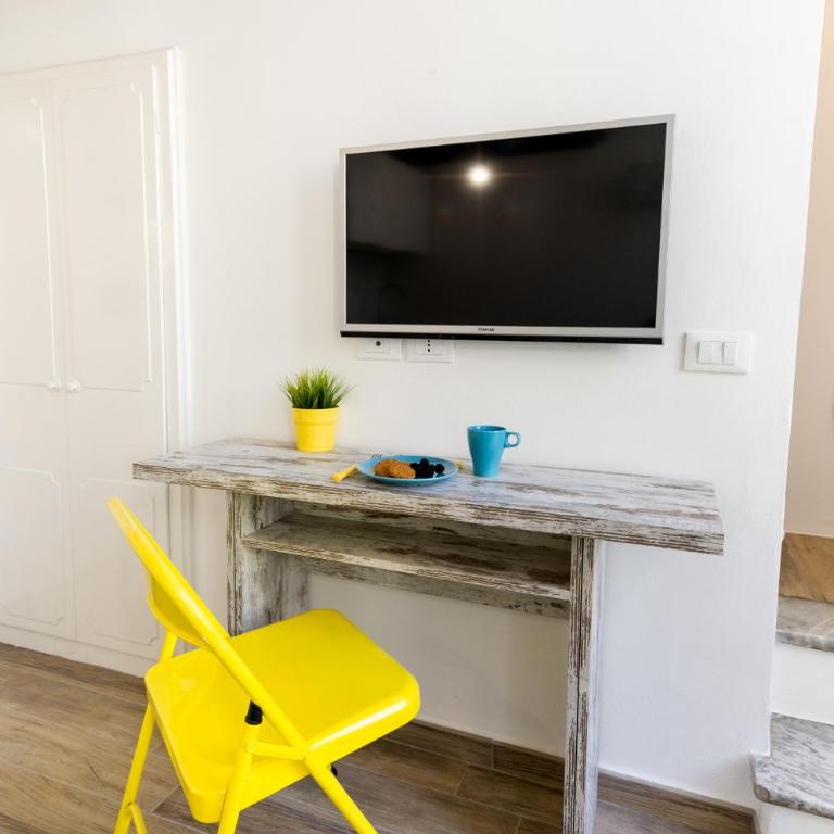 Mini-Loft Sanremo City Center AC & WIFI - Apartment - 9