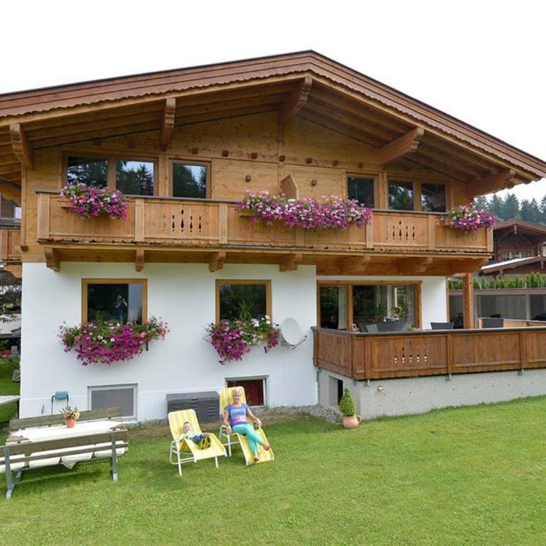 Landhotel Föhrenhof Ellmau - Doppelzimmer mit Balkon - Nebengebäude - 6