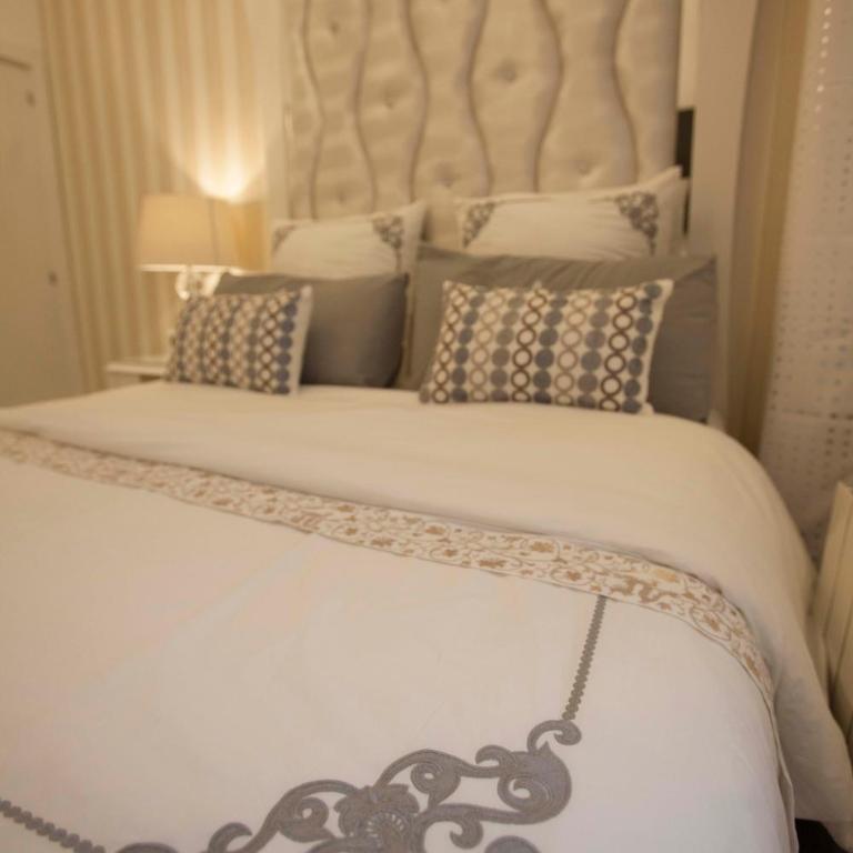 Hostal Casa Boutique - Deluxe Room - 5