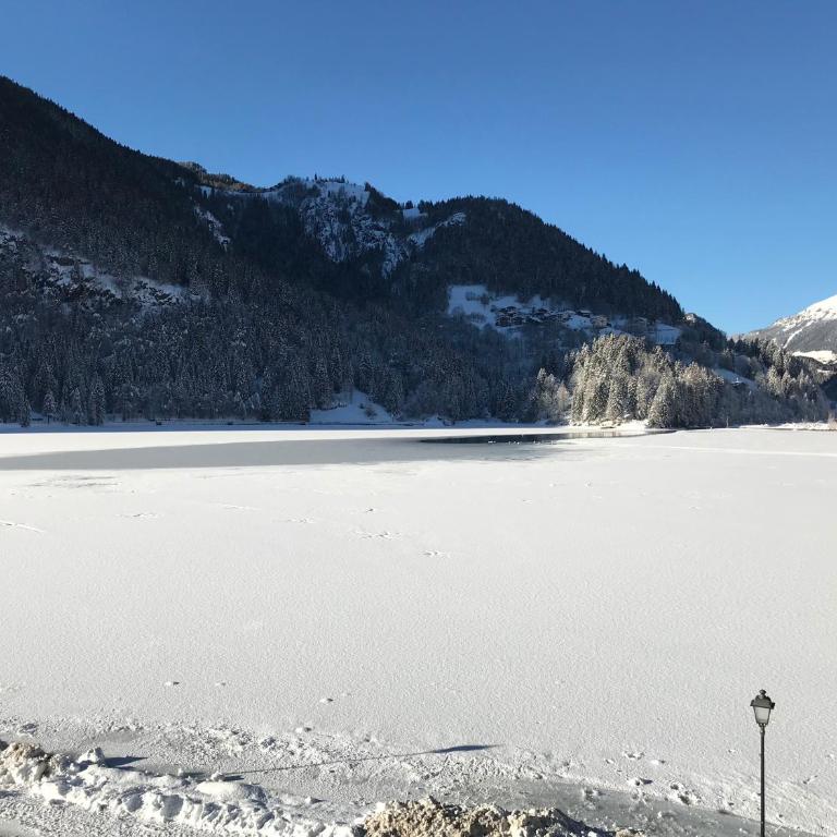 Sporthotel Europa Sul Lago - Camera Matrimoniale/Doppia con Letti Singoli con Vista Lago. - 2