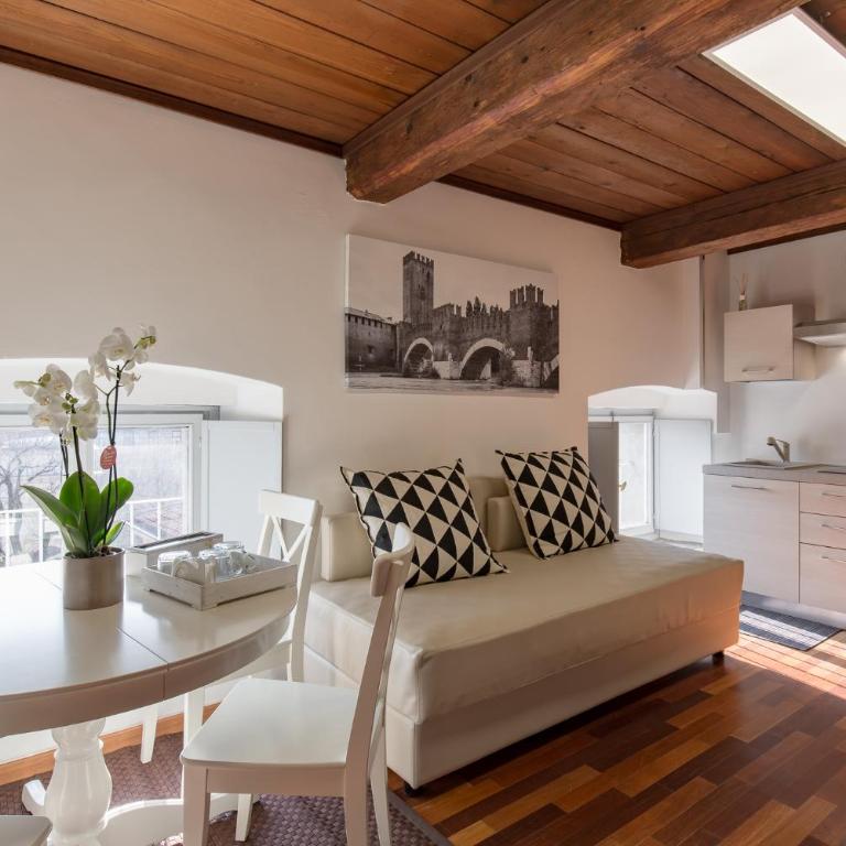 Rooms Castelvecchio - Palazzo Canossa - Appartamento Deluxe - 6
