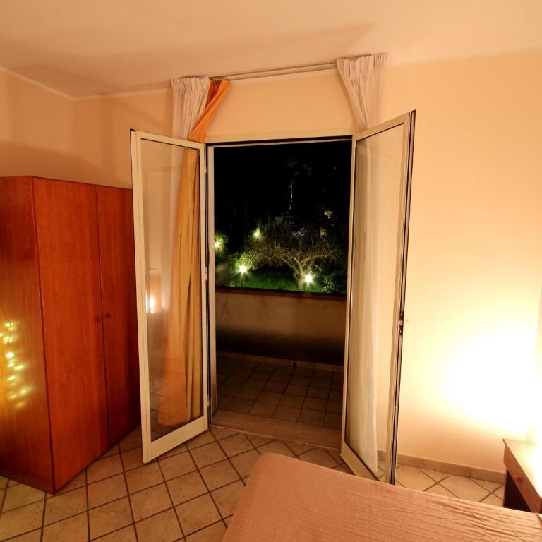 Villa Franca - Chambre Double ou Lits Jumeaux - 2