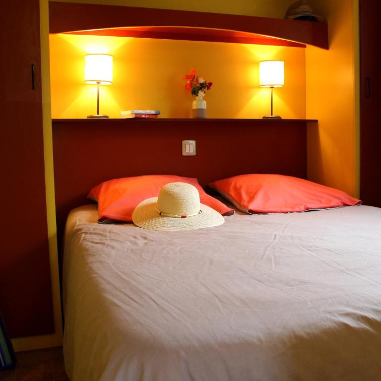 Camping Resort Les Champs Blancs - Chalet Confort (5 Adultes) - 2