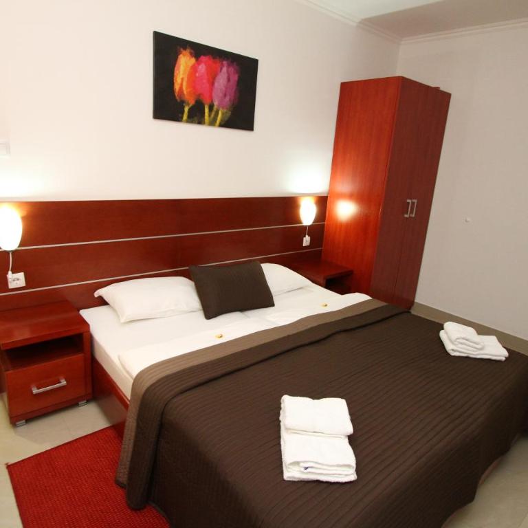 Guesthouse Villa Inn - Double Room - 1