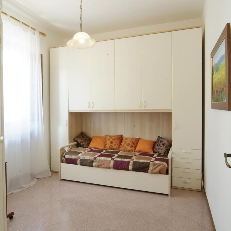 Panoramic Sea View Spacious 3BR Villa & Parking Near Zoo Safari - Three-Bedroom House - 25