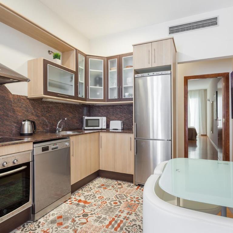 Art House Sagrada Familia - Two-Bedroom Apartment - 22