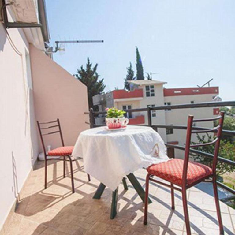 Apartments Taida - Studio with Balcony and Sea View (2 Adults) - 6