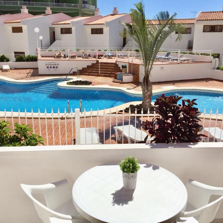 Playa y sol !!! Parking y wifi gratis - Apartamento - 4