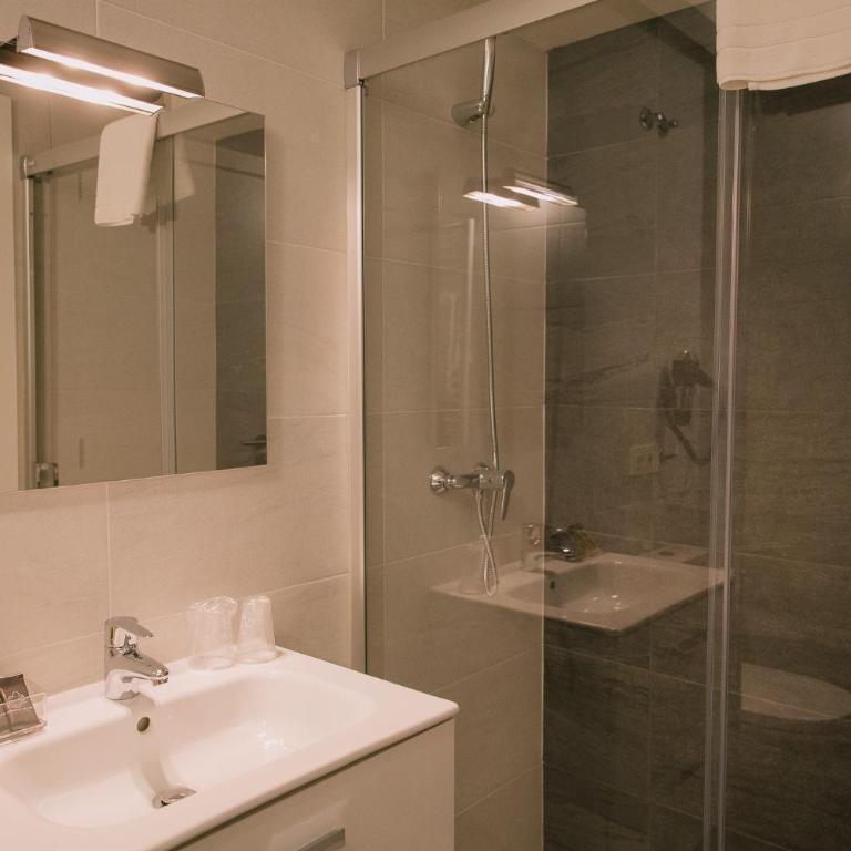 Os Sobriños Do Pai - Habitación Familiar Superior - 1