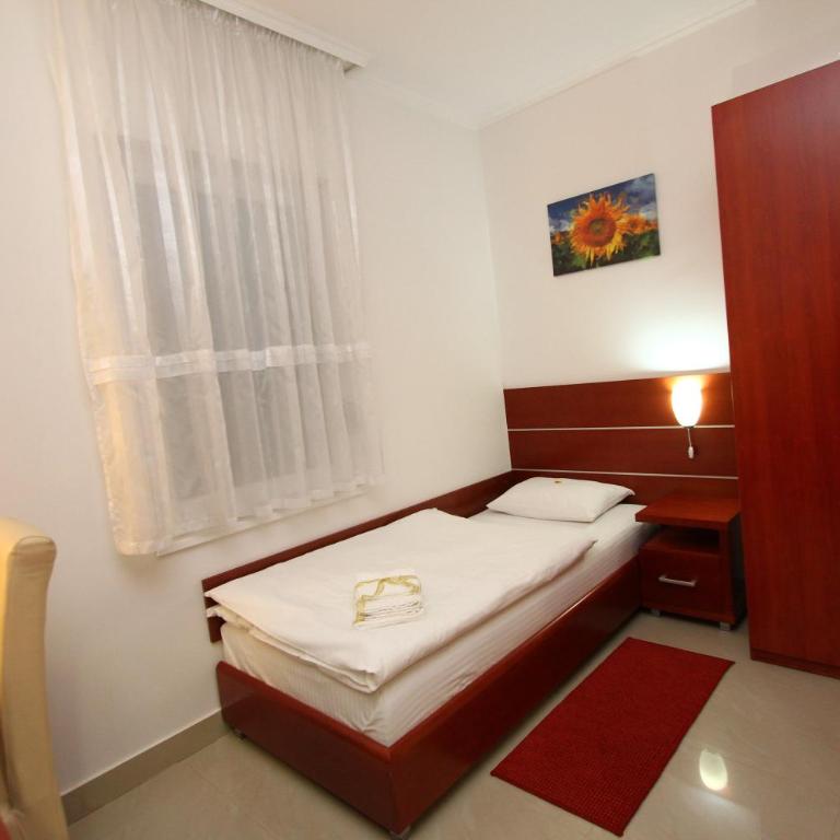 Guesthouse Villa Inn - Single Room - 11