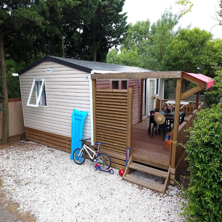 Camping Resort Les Champs Blancs - Mobile Home de Luxe (5 Personnes) - 2