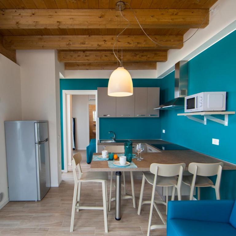 Camping Bergamini - Bungalow Fronte Spiaggia (2 Adulti) - 1