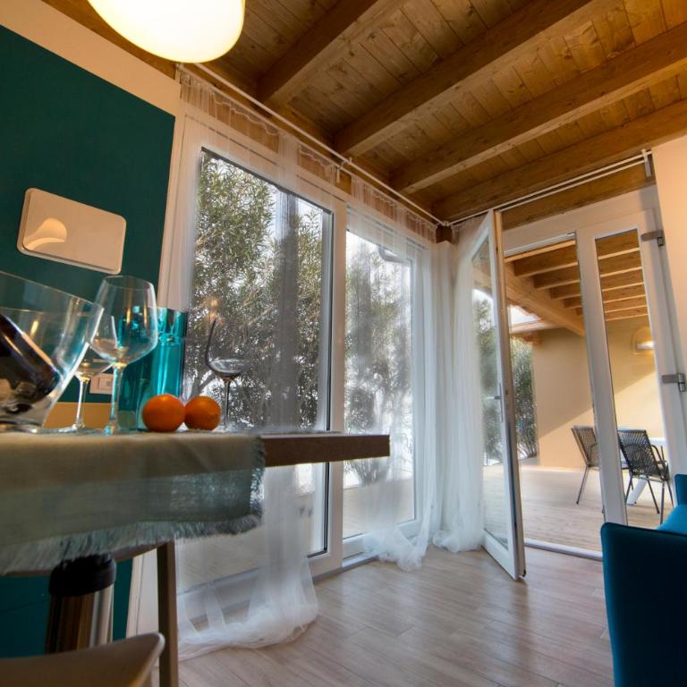 Camping Bergamini - Bungalow Fronte Spiaggia (4 Adulti) - 5