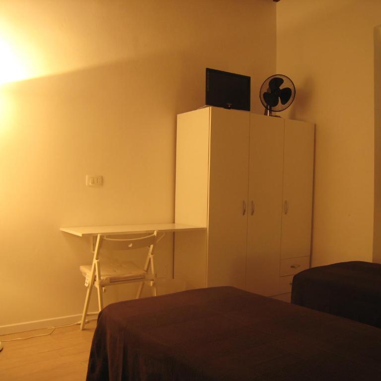 Rinathos Guesthouse - Two-Bedroom Suite - 6