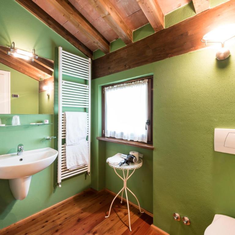 Agriturismo Cà Del Lago - Camera Matrimoniale con Vasca Idromassaggio - 6