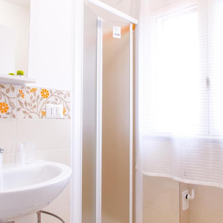 Vanni House 68 - Apartment with Shower - 18