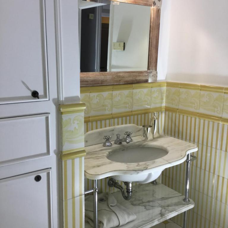 Al Massimo 36 - Camera Matrimoniale con Bagno Privato Esterno - 6