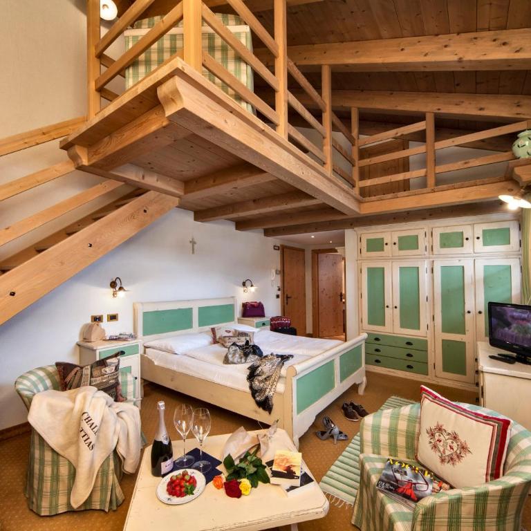 Chalet Mattias - Suite con Vasca Idromassaggio (2 Adulti) - 8