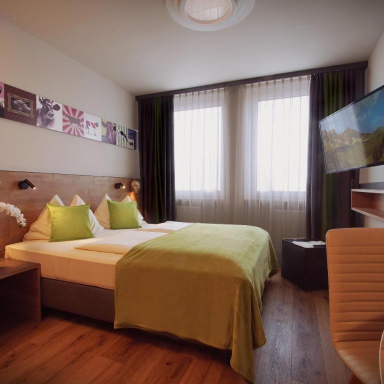 Hotel Peterhof - REOPENING November 2026 - Doppelzimmer mit Queensize-Bett - 1