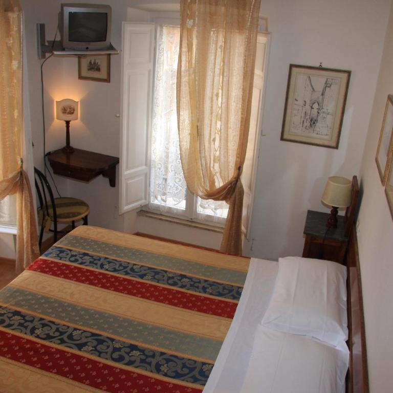 Hotel Morlacchi - Camera Matrimoniale - 3