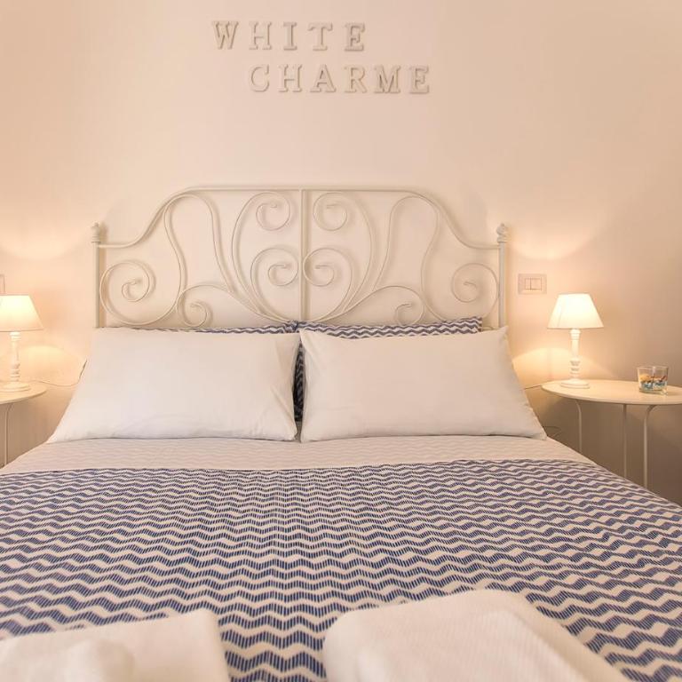 White Charme Rooms -Self Check in- - Camera Matrimoniale con Balcone - 7