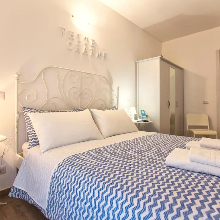 White Charme Rooms -Self Check in- - Camera Matrimoniale Piccola - 5
