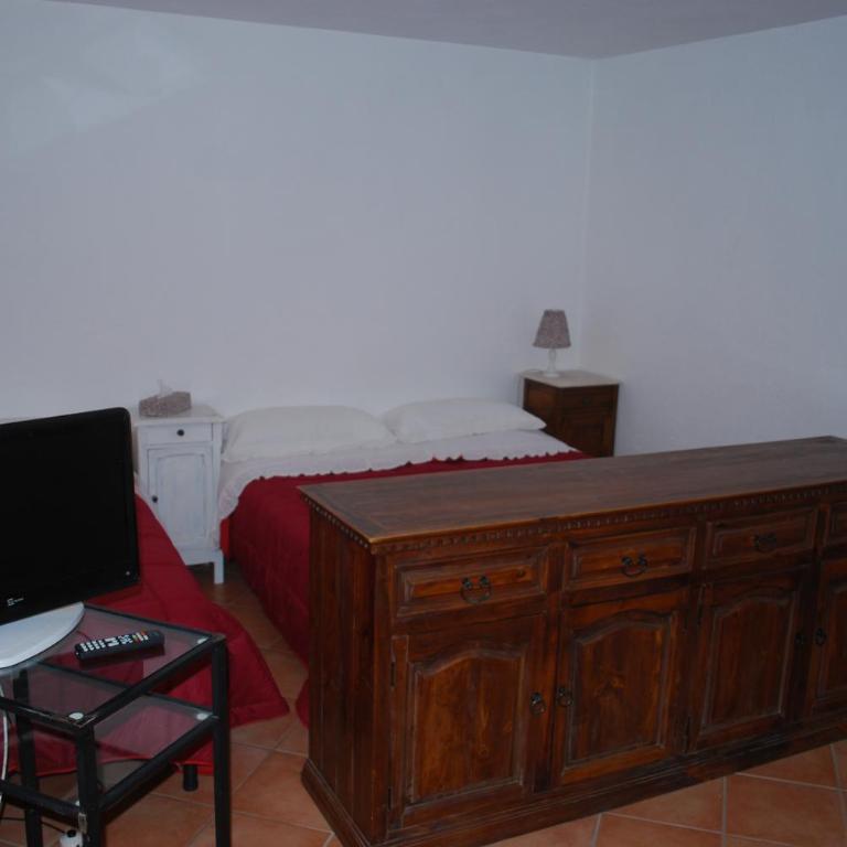 Parte di casa con giardino e piscina - Vacation Home - 23