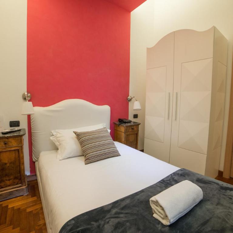 B&B Chiaia 32 - Camera Singola - 22