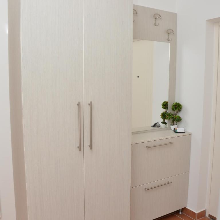 Apartment Kraljica - Apartment - Ground Floor - 22
