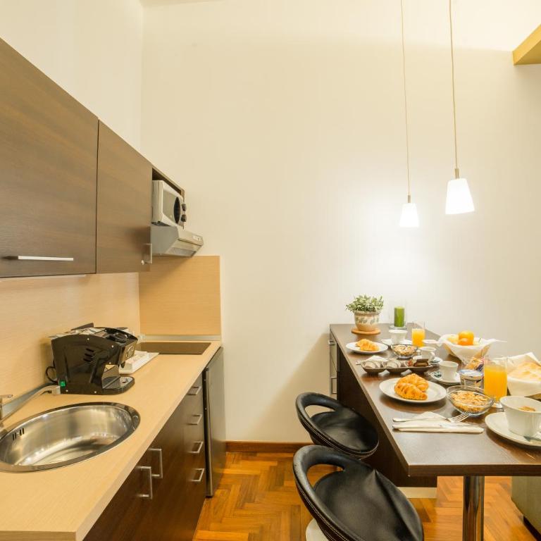 B&B Chiaia 32 - Monolocale (2 Adulti) - 19