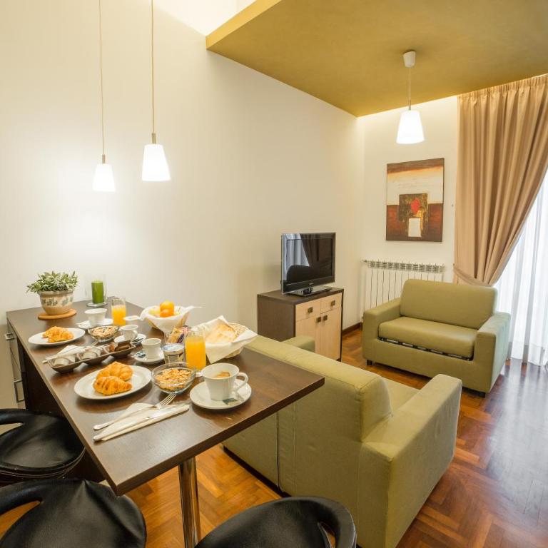 B&B Chiaia 32 - Monolocale (2 Adulti) - 17