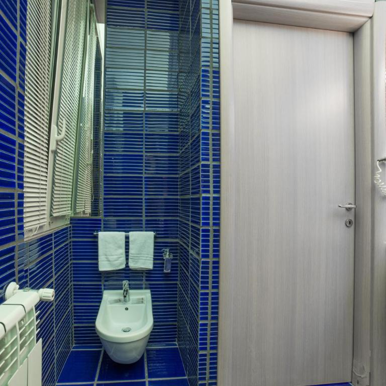 B&B Chiaia 32 - Monolocale (2 Adulti) - 47