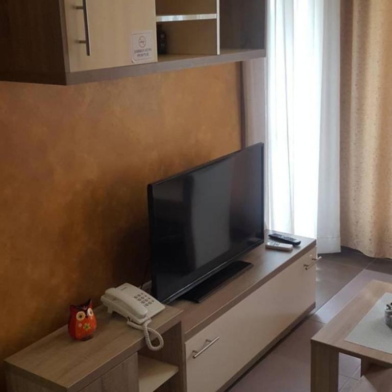 Apartman Centar Lux - Apartment - 5