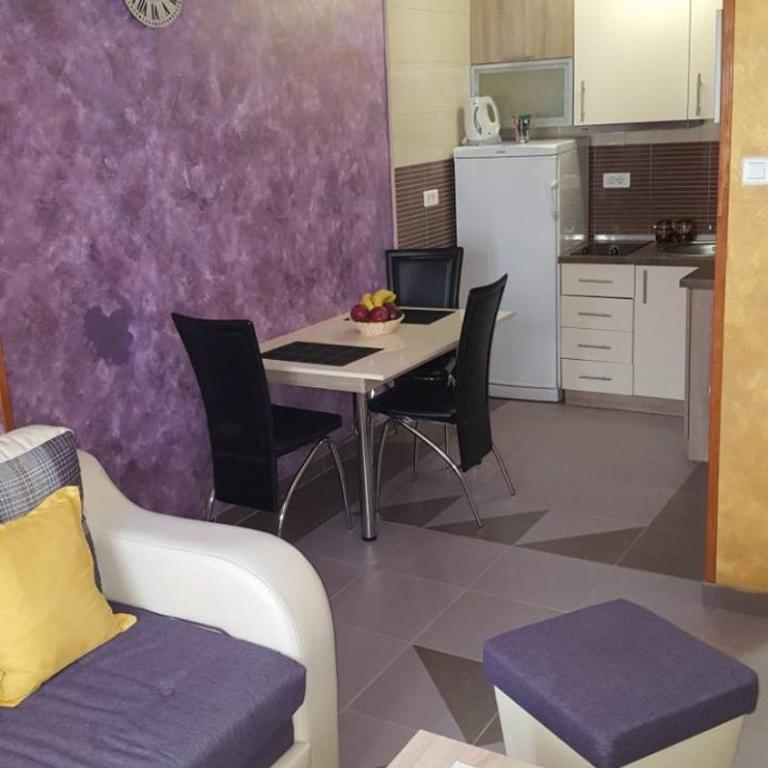 Apartman Centar Lux - Apartment - 12