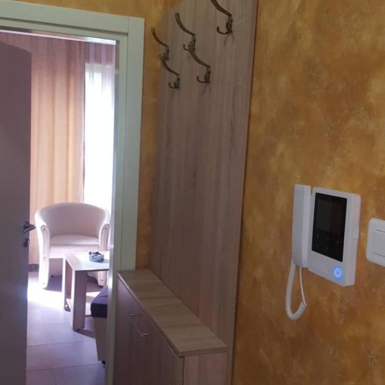 Apartman Centar Lux - Apartment - 13