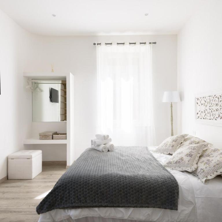 Siena Vip B&B - Junior Suite with Garden View - 8