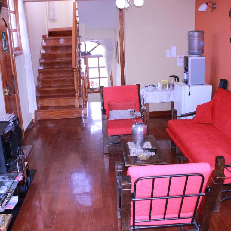 The House - Deluxe King Room - 15