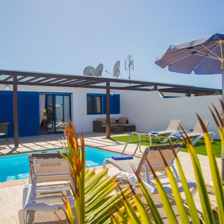 Las Marinas Deluxe - Villa - 8