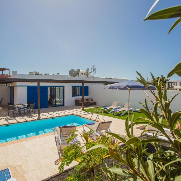 Las Marinas Deluxe - Villa - 9