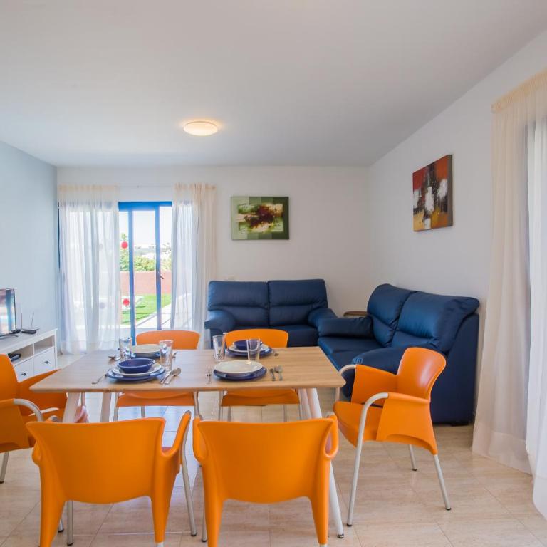 Las Marinas Deluxe - Villa - 16
