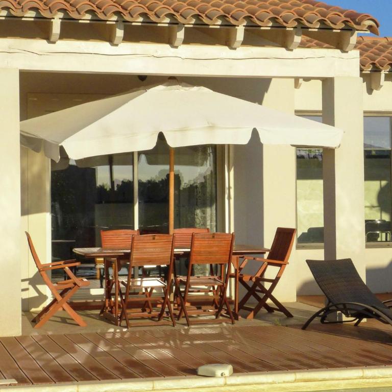 Serene Villa Stay near Narbonne - Maison de Vacances 4 Chambres - 19