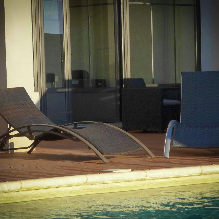 Serene Villa Stay near Narbonne - Maison de Vacances 4 Chambres - 3