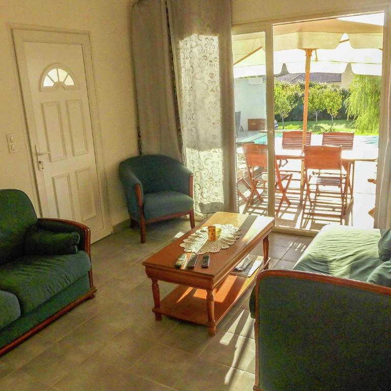 Serene Villa Stay near Narbonne - Maison de Vacances 4 Chambres - 8