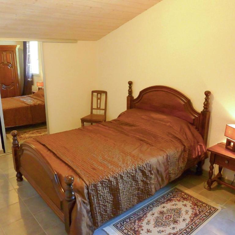 Serene Villa Stay near Narbonne - Maison de Vacances 4 Chambres - 14