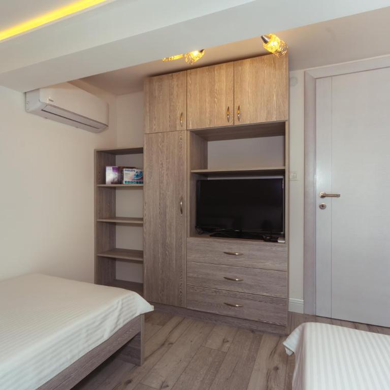 Apartments Monte Re - Loft - 8