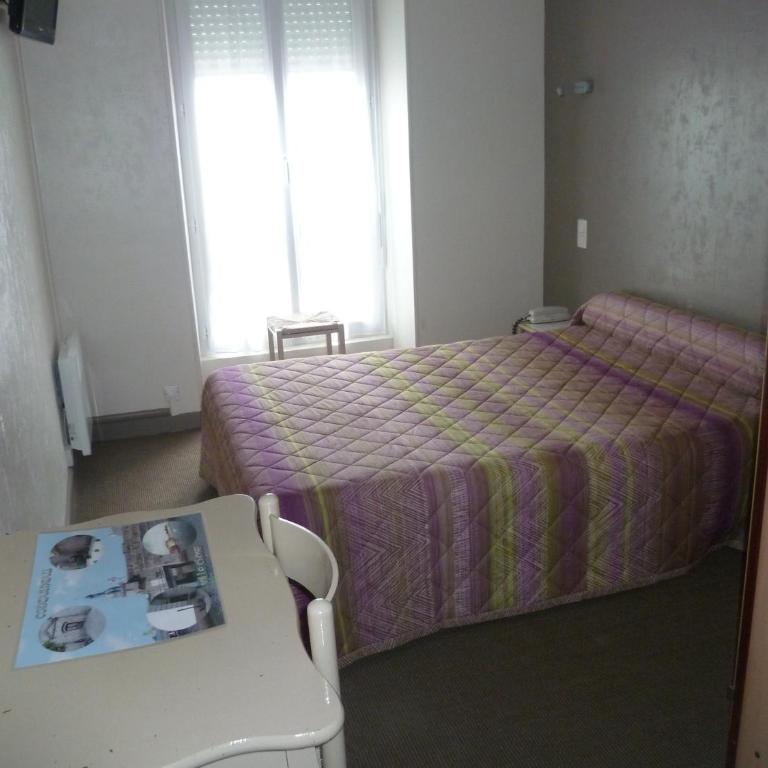 Hotel Du Port - Chambre Double - 10