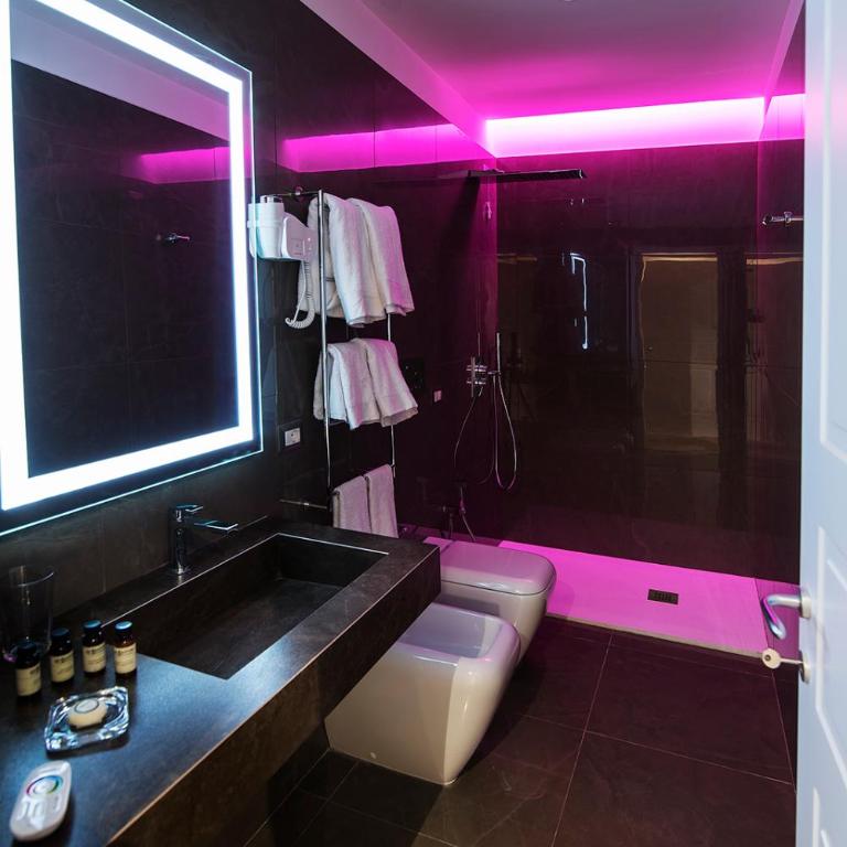Caruso Place Luxury Rooms & Suites - Camera Deluxe - 6