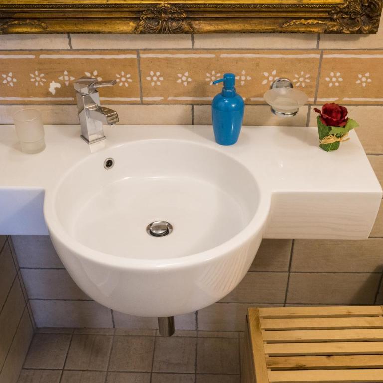 RossoCorallo B&B - Double or Twin Room - 8